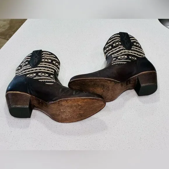 Ariat Meadow Western Ankle Boots Womens 11B Brown Leather Aztec Ankle Boots EUC - Picture 10 of 15
